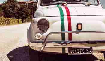 Fiat 500 med italienske farver