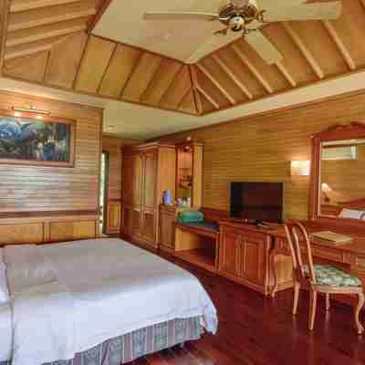 Værelser med en charmerende og afslappede atmosfære i høj standard. Royal Island Resort & Spa, Baa Atoll, Maldiverne