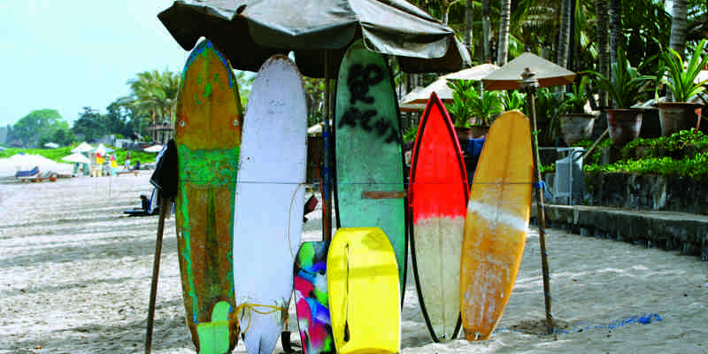 Surfboards på stranden, Bali, Indonesien