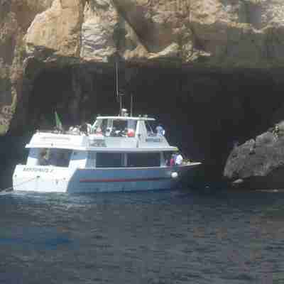 Rejser-til-Sardinien-grotte