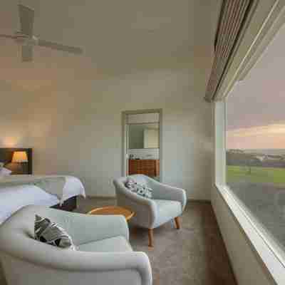 Oceanview-Eco-Villas-Kangaroo-Island-Bedroom-with-View
