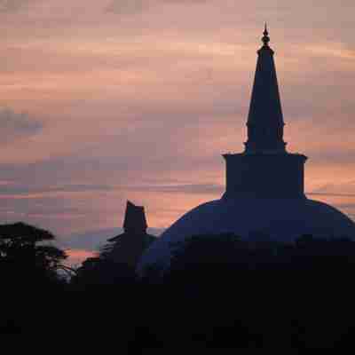 Solnedgang over Anuradhapura, Sri Lanka