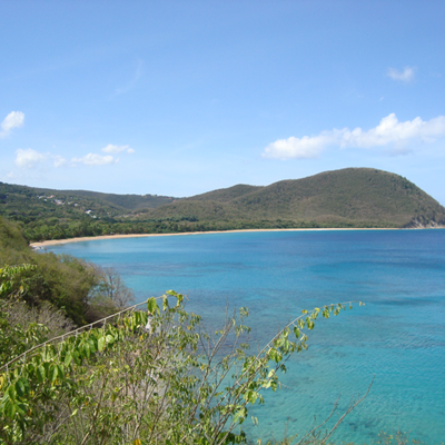 Det azulblå vand ved Guadeloupe