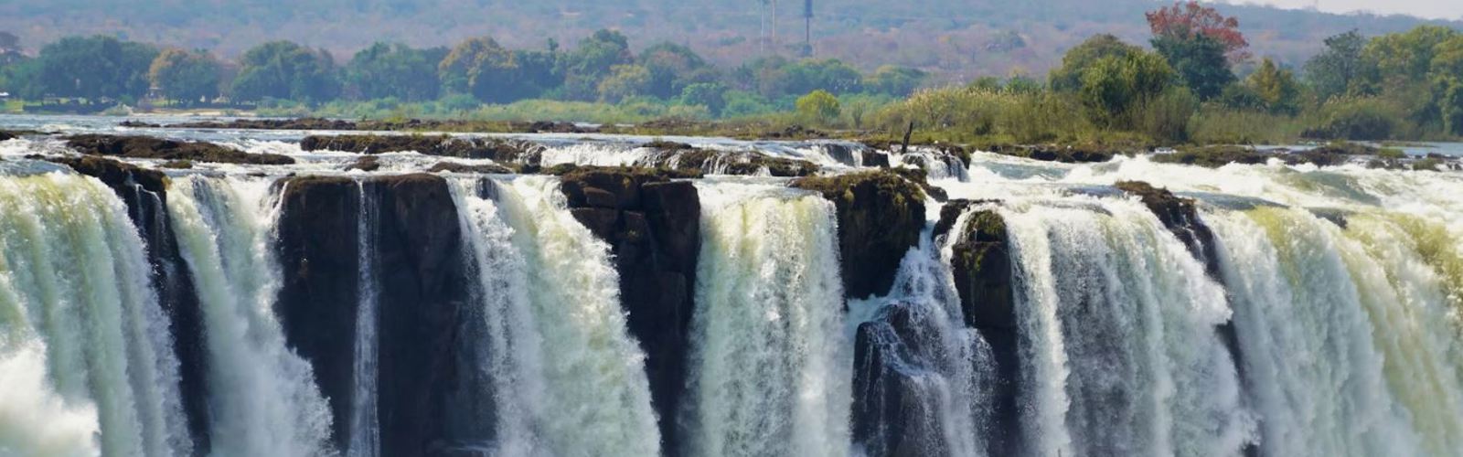 I:\AXUMIMAGES\Afrika\Zimbabwe\Vic Falls\Falls 2