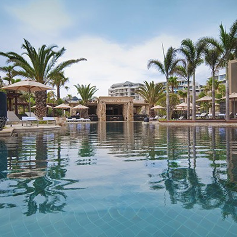 cape_town_south_africa_pool_beach_12_01_2011_2913