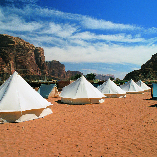 Overnat som beduinerne i Jordans Wadi Rum ørken