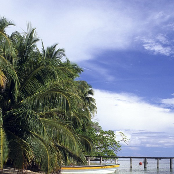 Mærk sandet mellem tæerne på Isla Colon i Panama